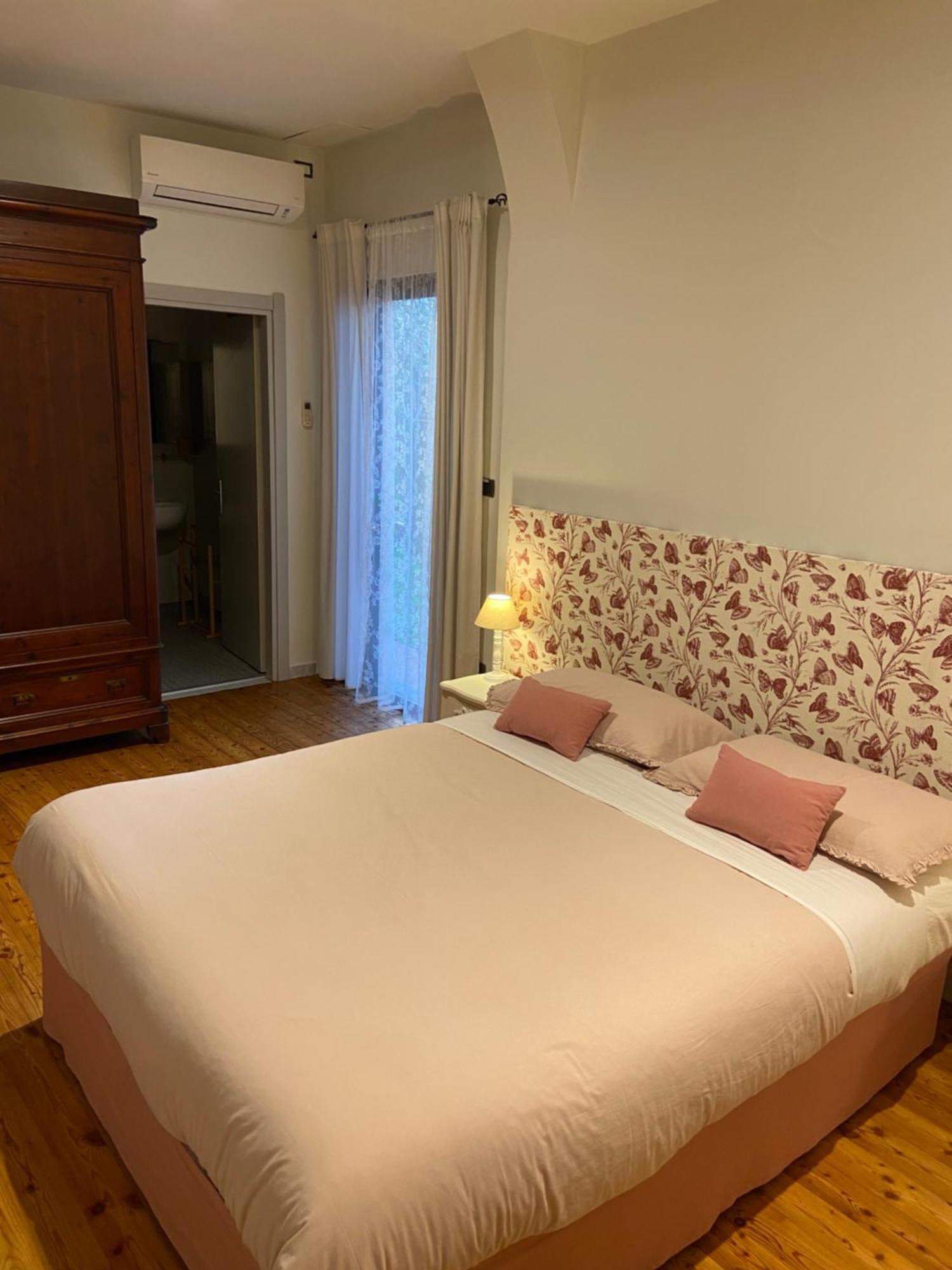 Victoria House B&B ปิซา ภายนอก รูปภาพ