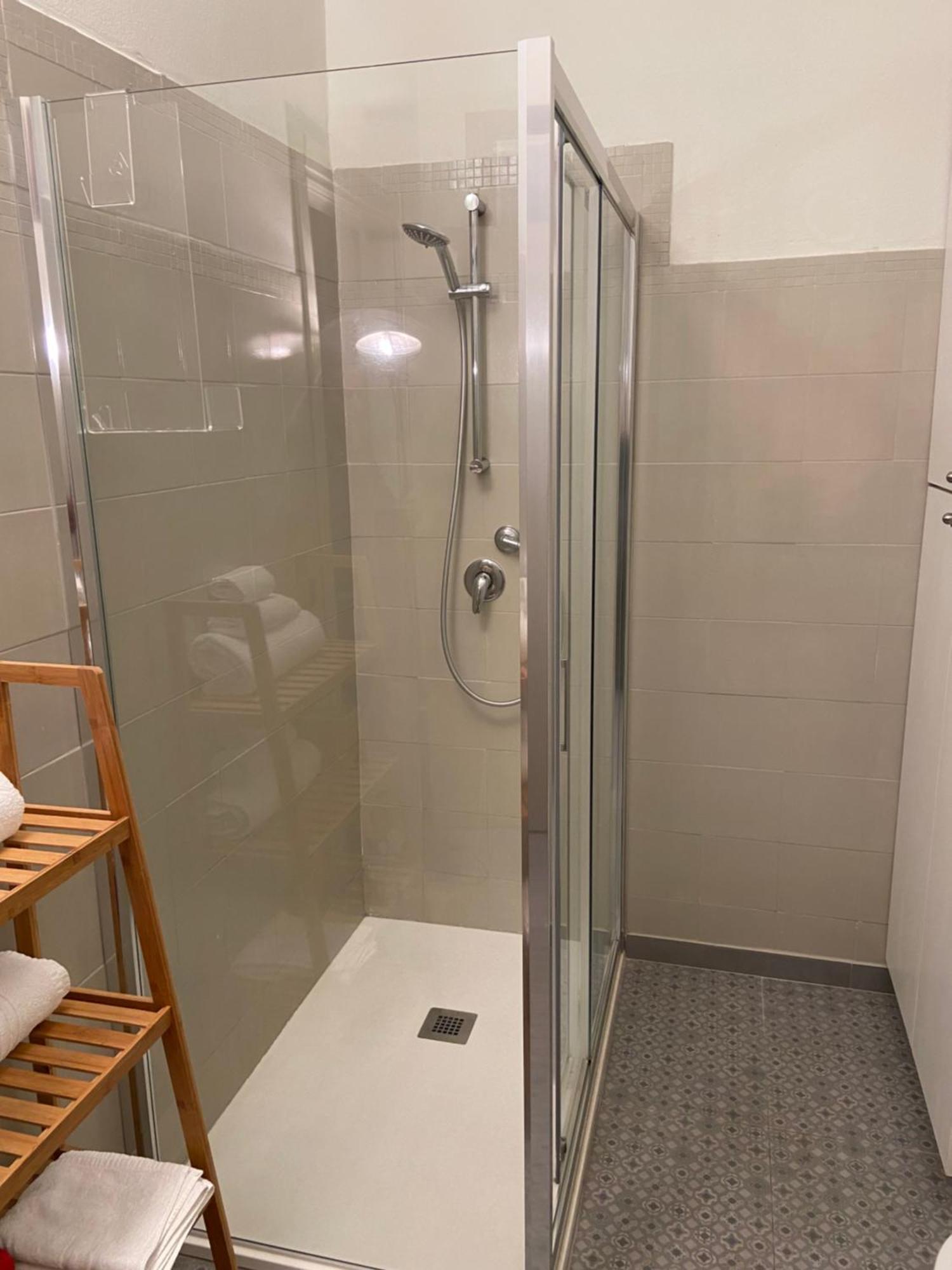 Victoria House B&B ปิซา ภายนอก รูปภาพ