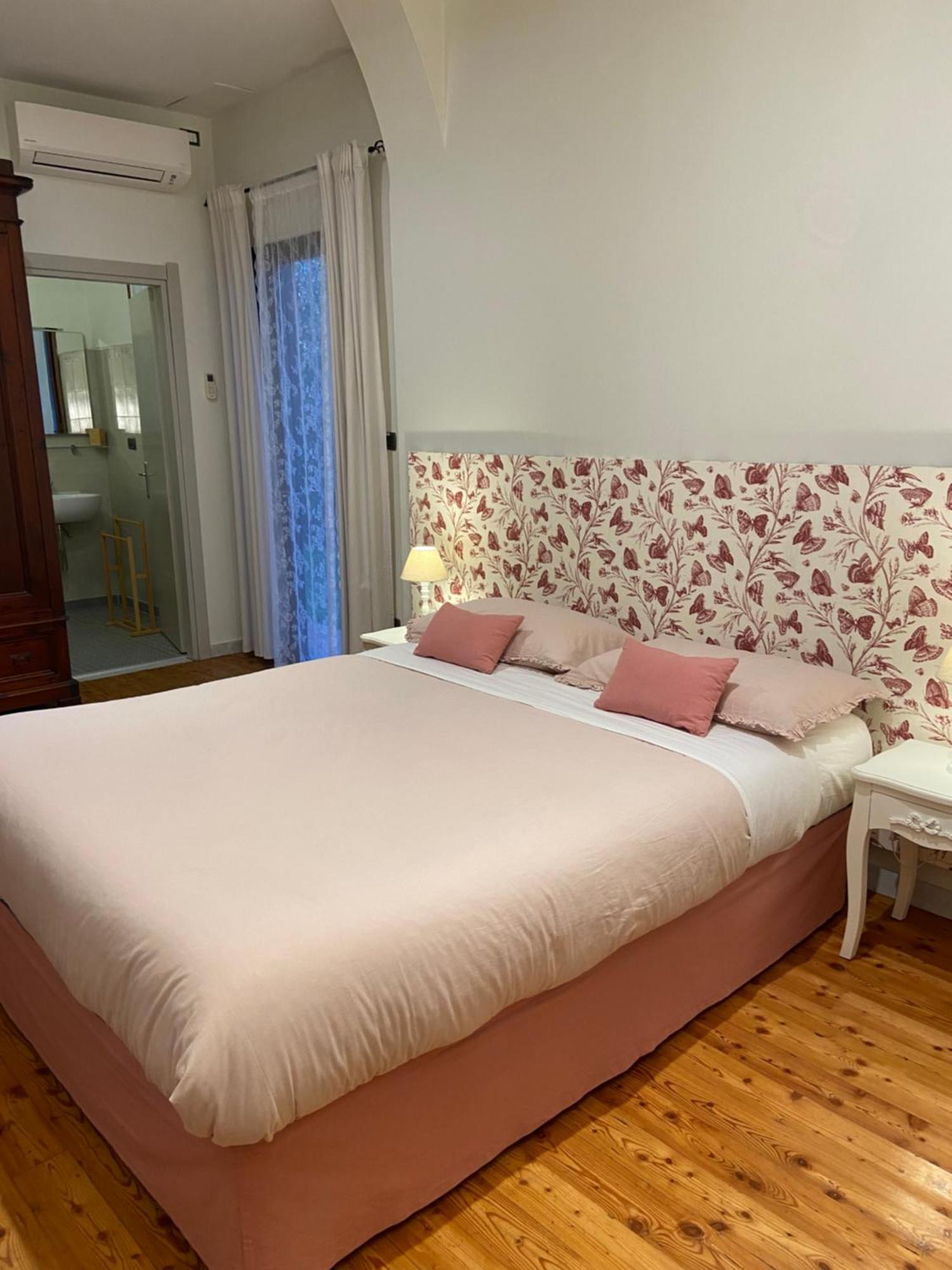 Victoria House B&B ปิซา ภายนอก รูปภาพ