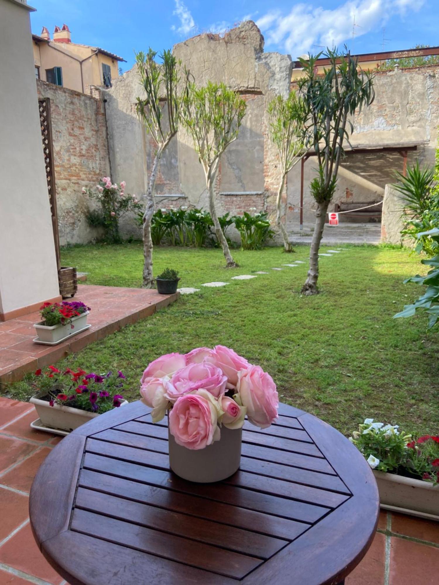 Victoria House B&B ปิซา ภายนอก รูปภาพ